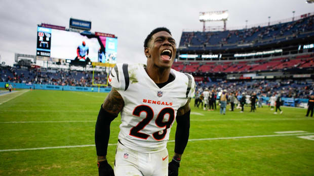 Cincinnati Bengals cornerback Cam Taylor-Britt (29) celebrates after beating the Tennessee Titans at Nissan Stadium Sunday, Nov. 27, 2022, in Nashville, Tenn. Nfl Cincinnati Bengals At Tennessee Titans